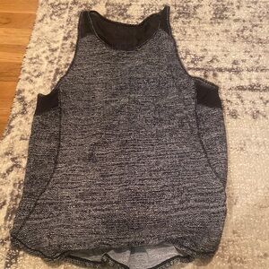 ✨HP✨ Lululemon Tank